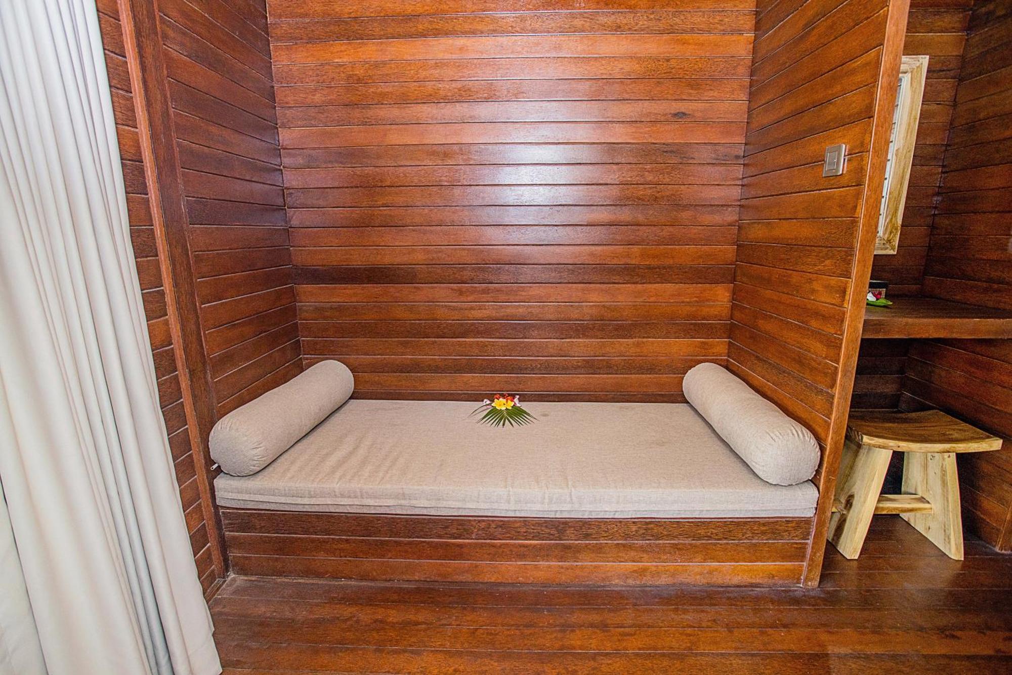 The Parnas Hotel Nusa Lembongan  Luaran gambar