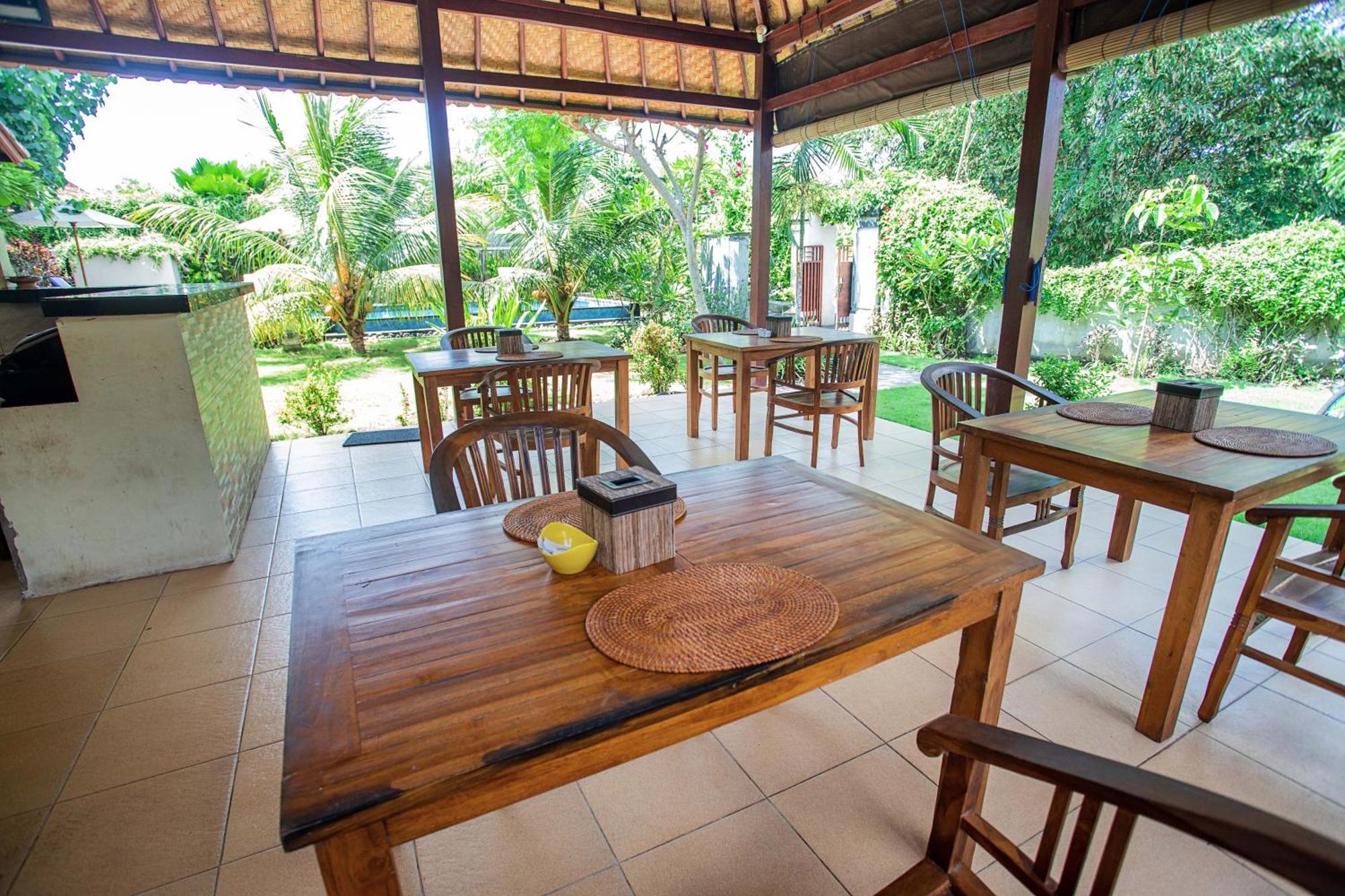 The Parnas Hotel Nusa Lembongan  Luaran gambar