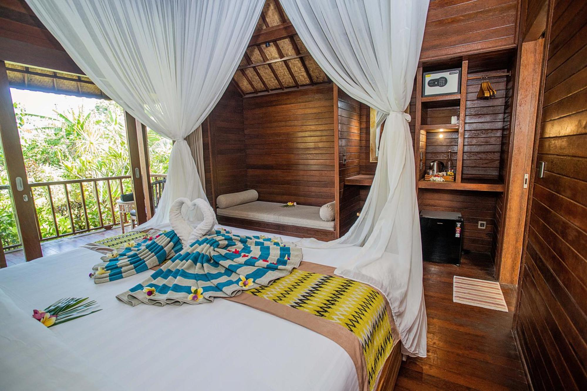 The Parnas Hotel Nusa Lembongan  Luaran gambar