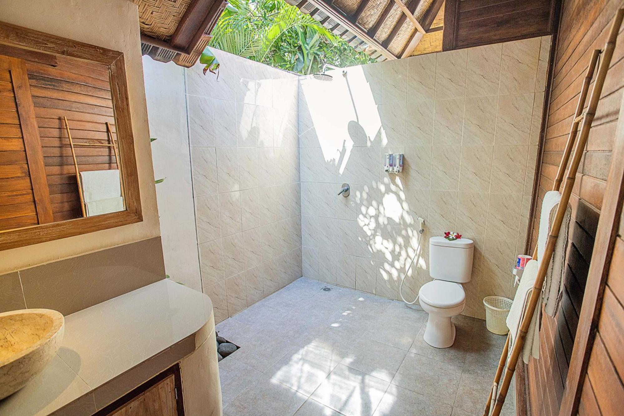 The Parnas Hotel Nusa Lembongan  Luaran gambar
