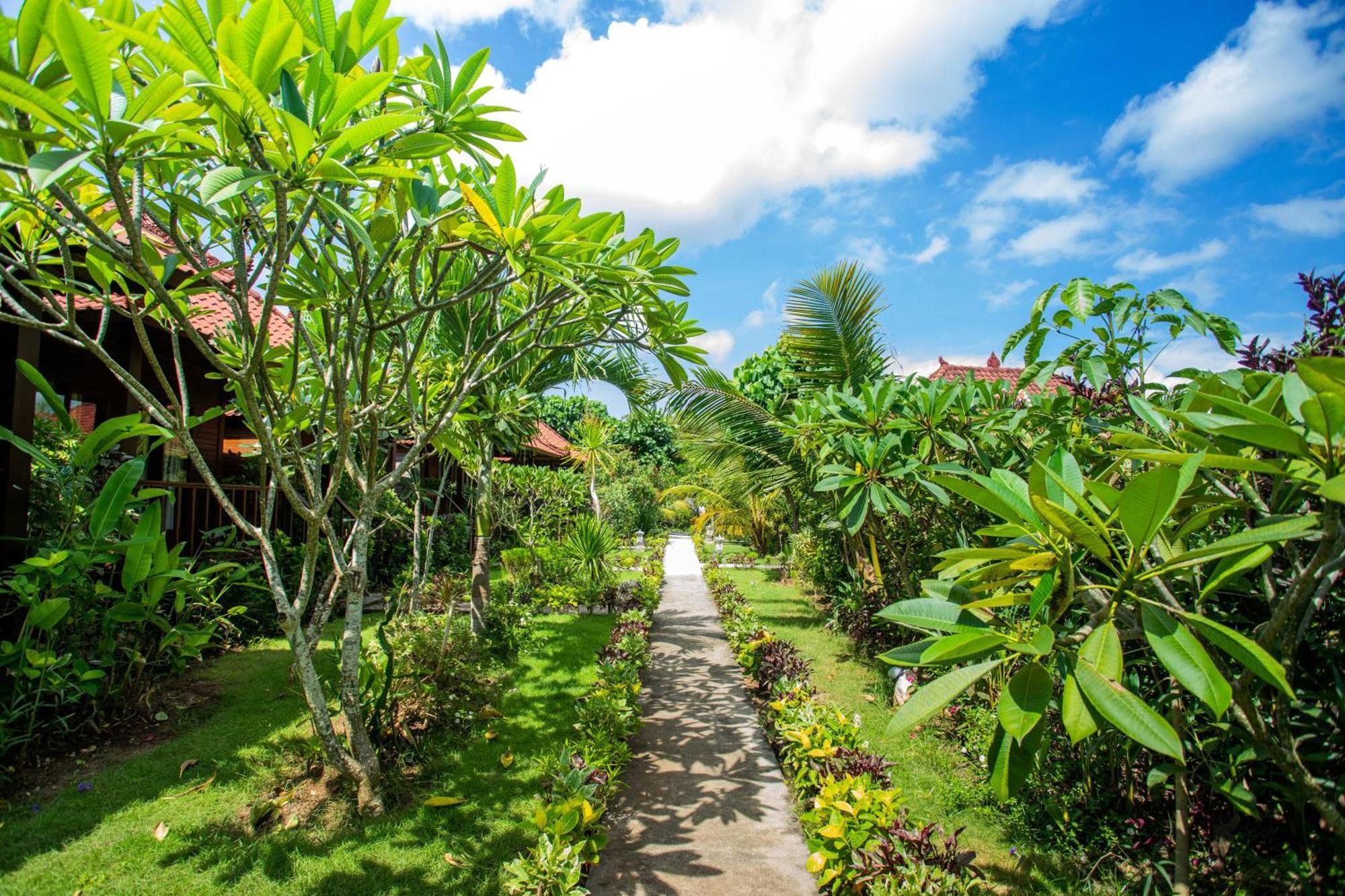 The Parnas Hotel Nusa Lembongan  Luaran gambar