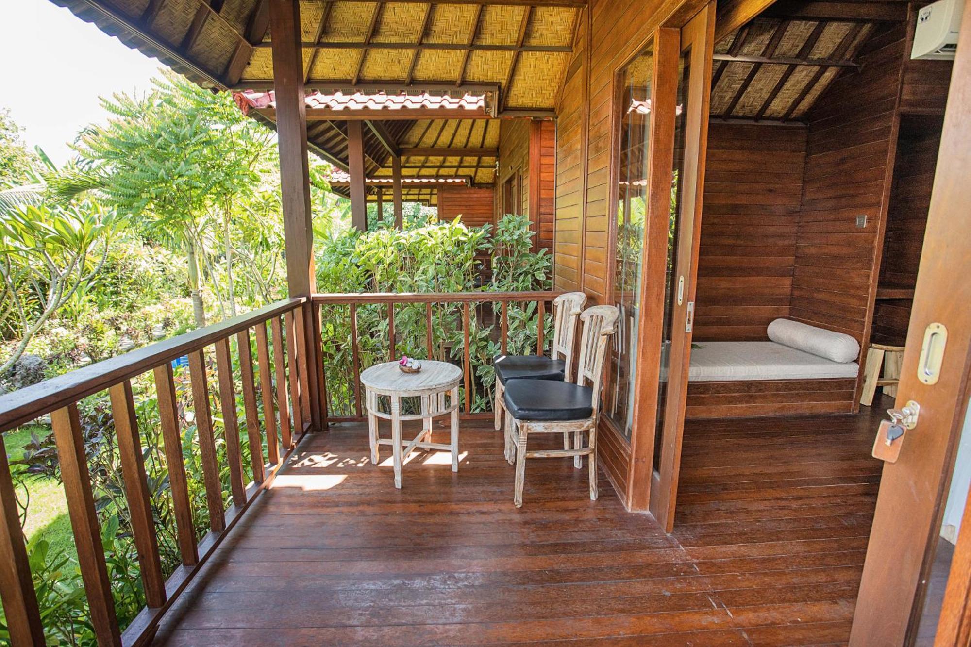 The Parnas Hotel Nusa Lembongan  Luaran gambar