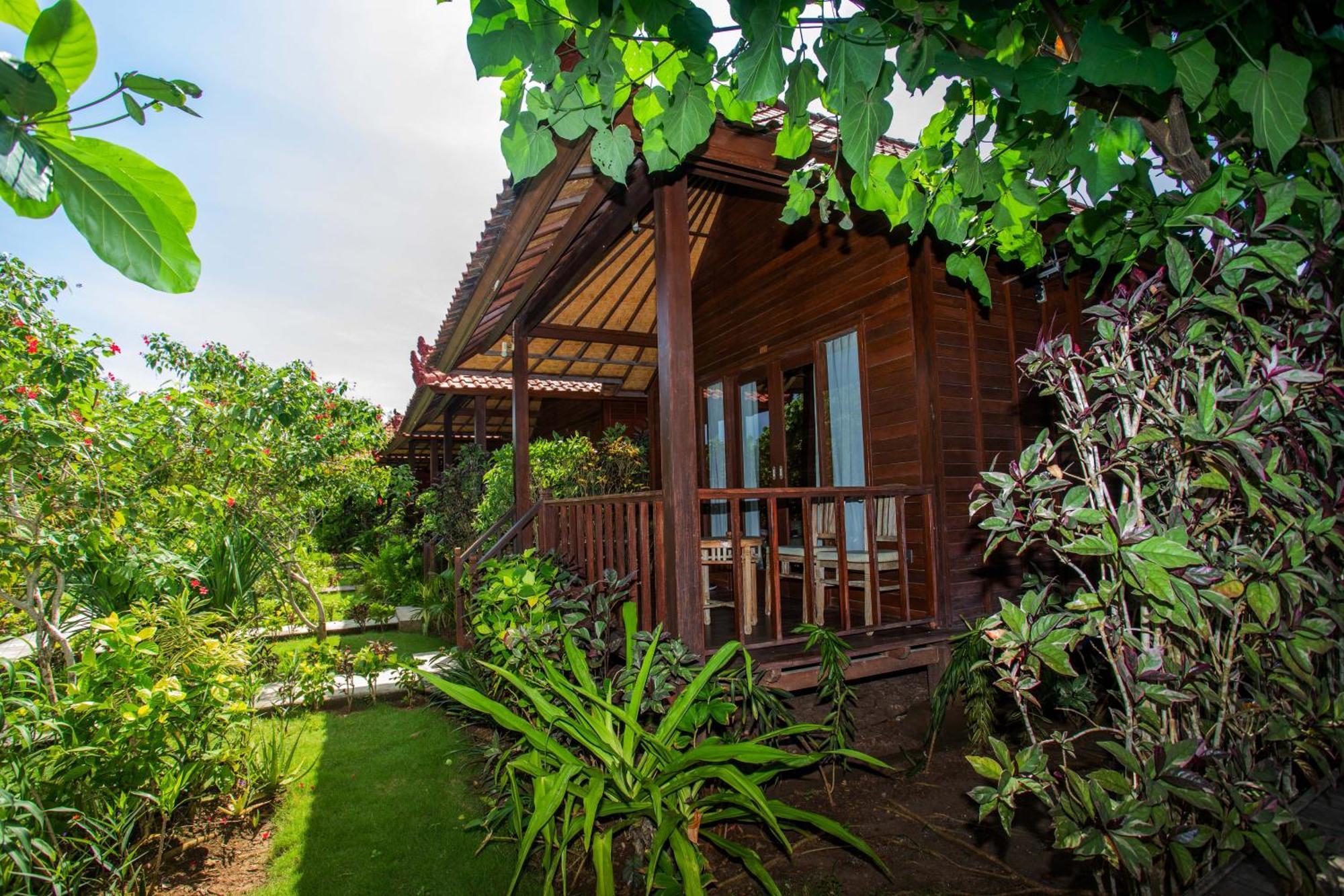The Parnas Hotel Nusa Lembongan  Luaran gambar